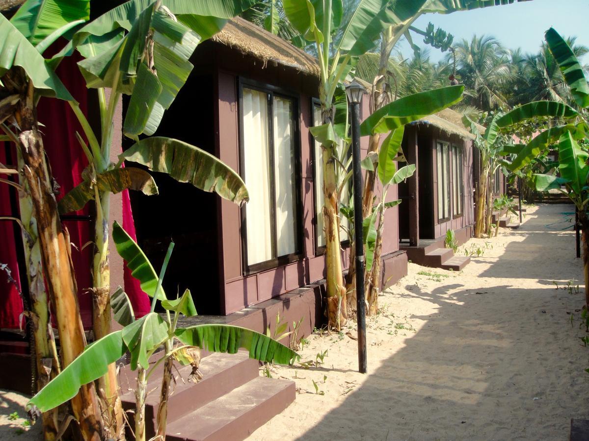 H2O Resort Agonda Zimmer foto