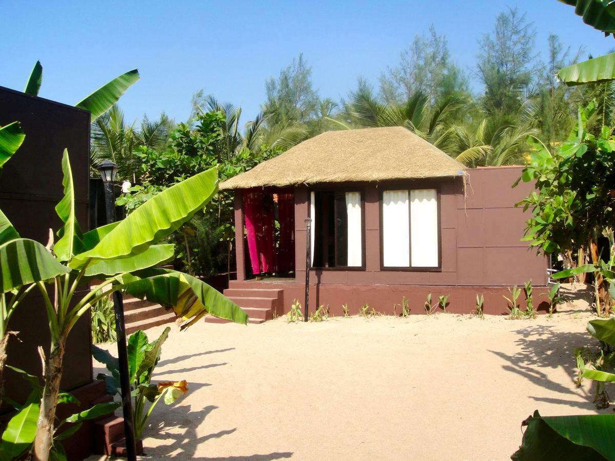 H2O Resort Agonda Zimmer foto