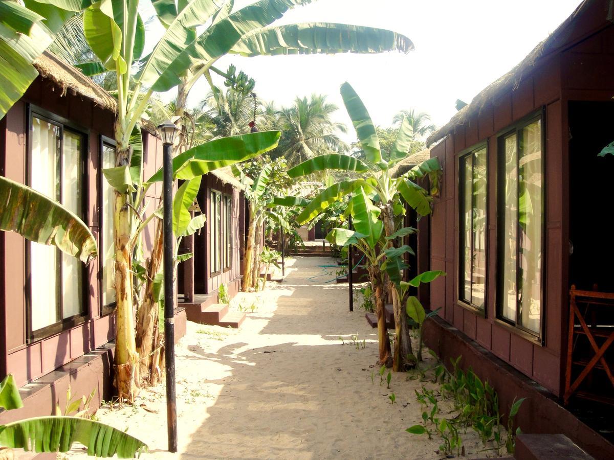 H2O Resort Agonda Zimmer foto